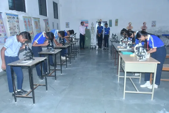 BIO LAB