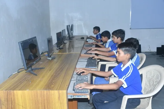 COMPUTER LAB