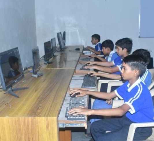 COMPUTER LAB
